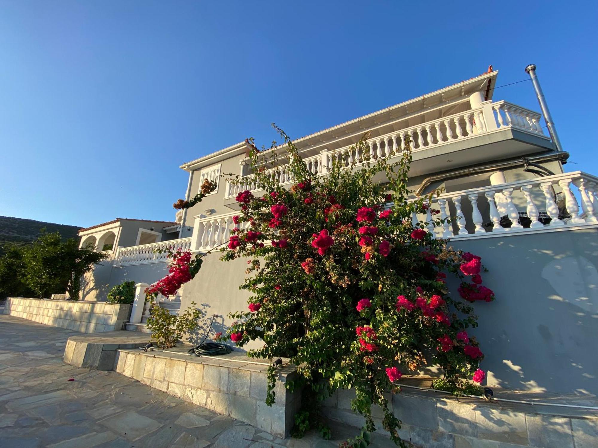 Villa Karras Pythagoreio Exterior photo